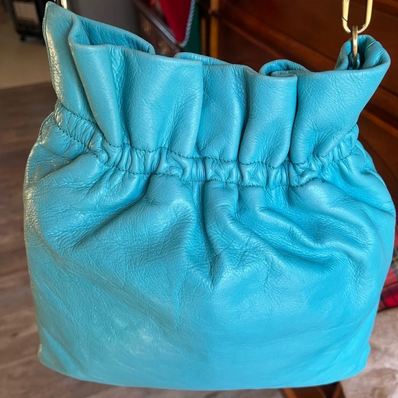 HOBO Handbags - Hobo Leather Magnetic Closure adjustable strap with matching wallet